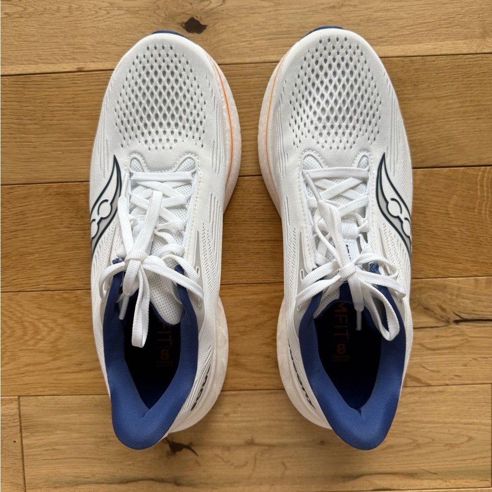 Brand New Men's Saucony lRide 18 White and Blue Running Shoes